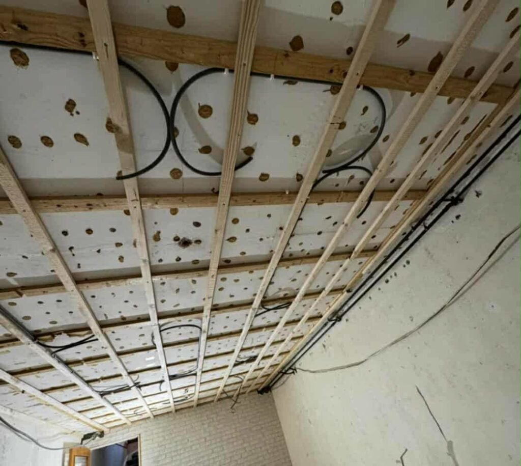 projekt-04 Tak före elinstallation utförd av Edin Elektro AB i Höganäs